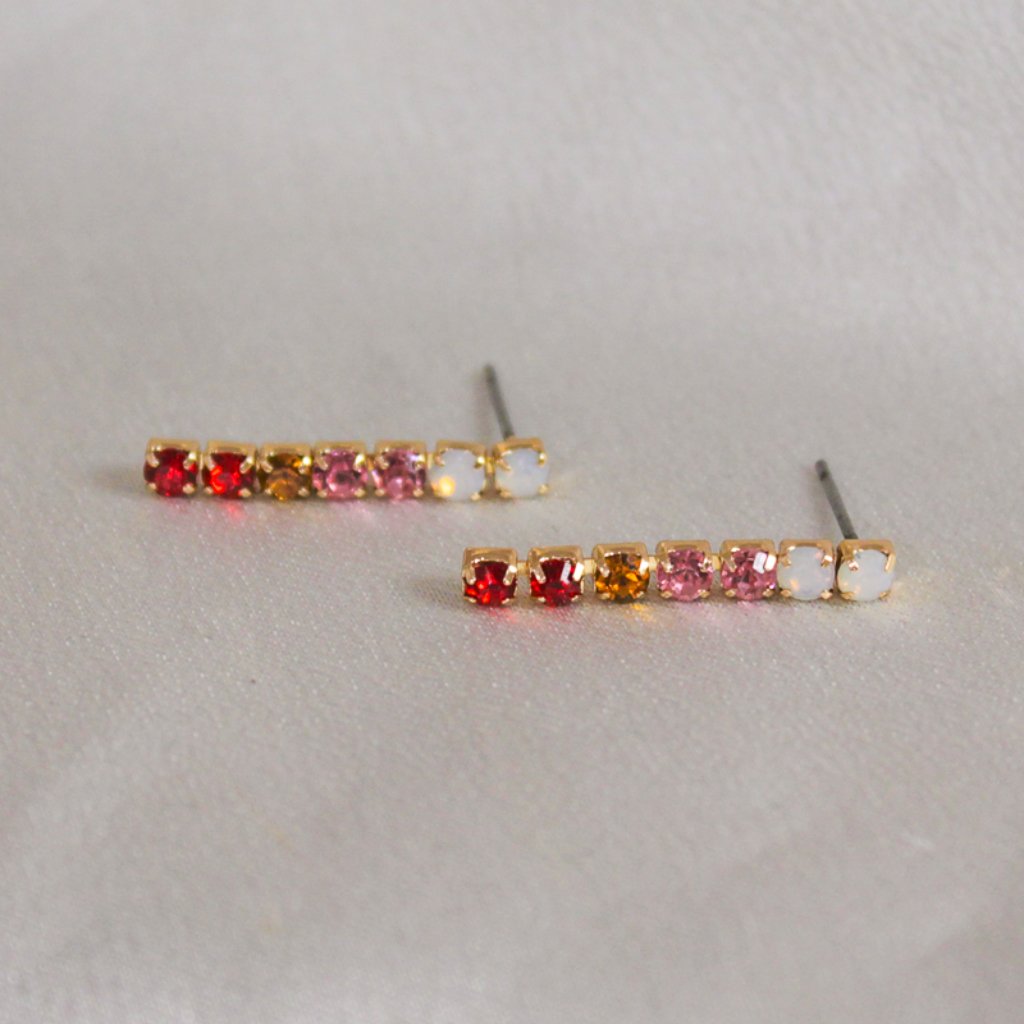 Ombre Rhinestone Stud Earrings 8$